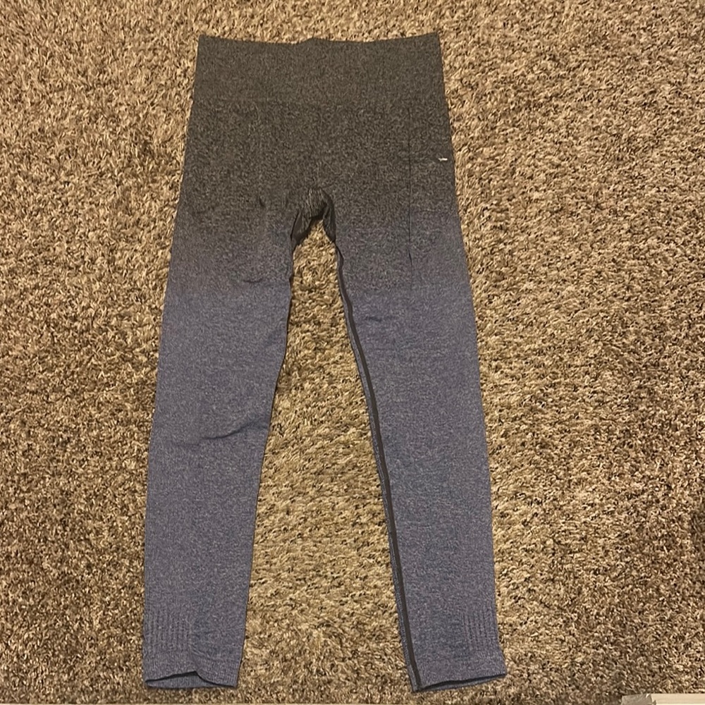 Gymshark purple/grey ombré leggings. Size small. Small hole.